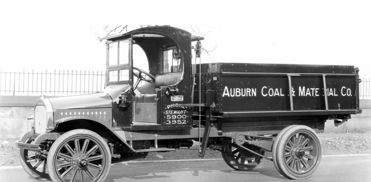 1910 mack truck